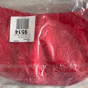 BAGGU miffy medium crescent bag UO exclusive